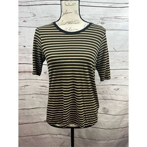 Who What Wear small black and tan‎ short sleeve shirt